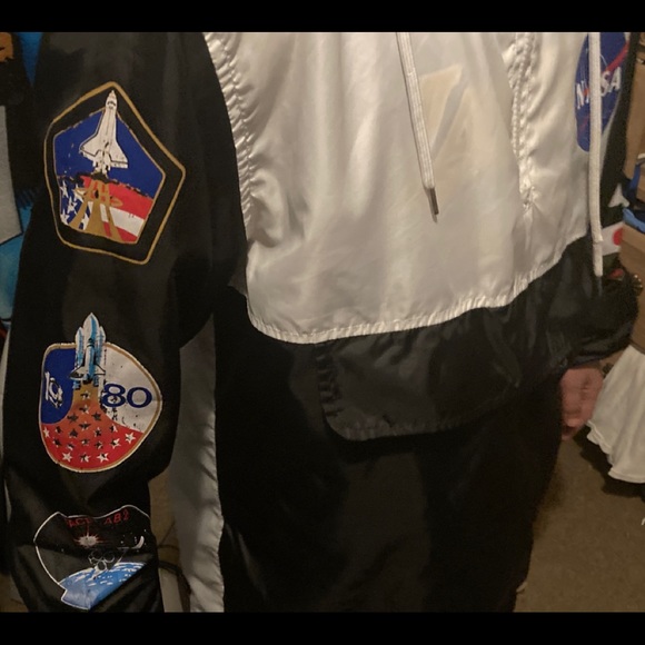 NASA windbreaker jacket - Picture 5 of 5